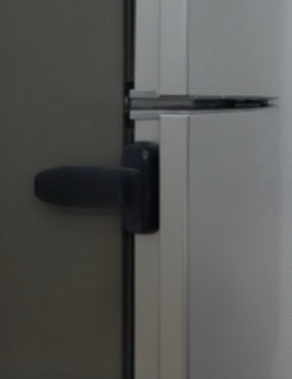Fridge Door Lock For Child Safety, Strong Grip Protection And Easy Installation For Refrigerators, Cabinets And Drawers